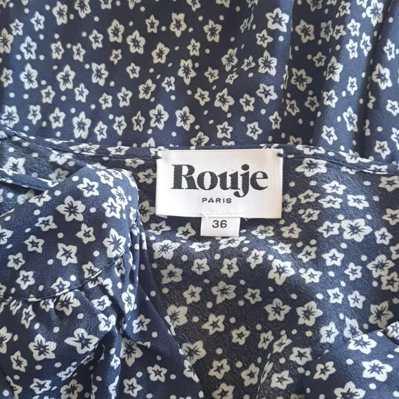 Rouje gigi dress! It has a stain (see last photo) - Picture 2 of 5